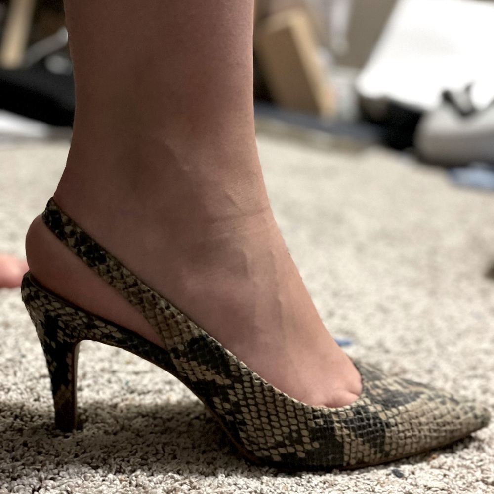 Leather high heels very beautiful for the dress or dress pants